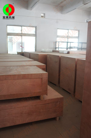 印尼客戶訂購的大批毛輥去皮加工設(shè)備等待發(fā)貨!