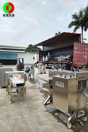 客戶(hù)訂購(gòu)的一批肉類(lèi)和水產(chǎn)加工設(shè)備發(fā)貨交付!